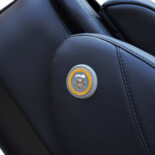 Cargar imagen en el visor de la galería, LuracoMassage ChairsLuraco i9 Max Made in USA Medical Massage ChairStandard EditionMassage Chair Heaven