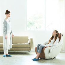 Cargar imagen en el visor de la galería, SyncaMassage ChairSynca CirC - Premium SL Track Heated Massage ChairBurnt CoffeeMassage Chair Heaven