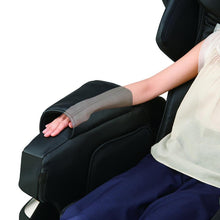 Cargar imagen en el visor de la galería, SyncaMassage ChairSynca Kurodo Executive Level Commercial Massage ChairBlackMassage Chair Heaven